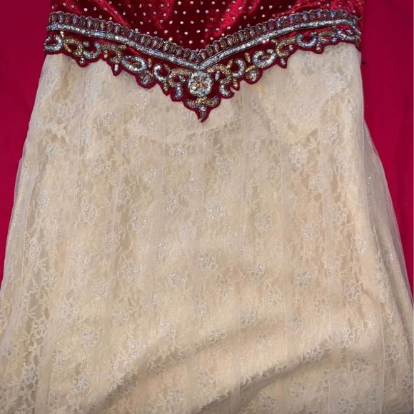 Indian lehenga - Picture 3 of 5